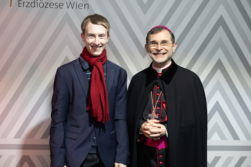 Gratulationsschlange / Erzdiözese Wien/ Schönlaub, Stephan Schönlaub
