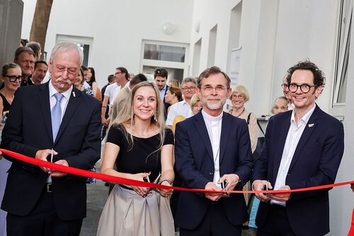 Erstes Mutter-Kind-Haus Österreichs für haftentlassene Frauen eröffnet / Erzdiözese Wien/ Stephan Schönlaub Erstes Mutter-Kind-Haus Österreichs für haftentlassene Frauen eröffnet